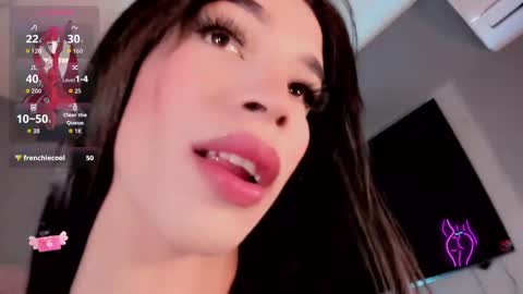 vanessacastroo online show from 09/09/25, 10:20