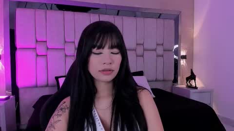 vanessaduval online show from 03/04/26, 08:59