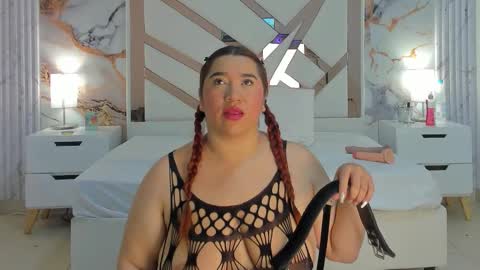 Vanessa Hard online show from 10/07/25, 08:17