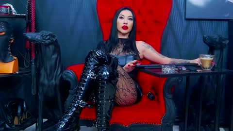 Miss Vanessa online show from 12/29/24, 01:56