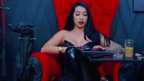 Miss Vanessa online show from 01/28/25, 01:29