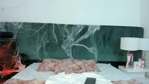 Vanessa Sexy Paris online show from 10/18/25, 09:04