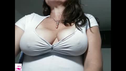 Vanesared2 online show from 11/06/25, 01:50