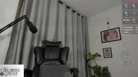 Vanessa online show from 10/04/25, 02:53