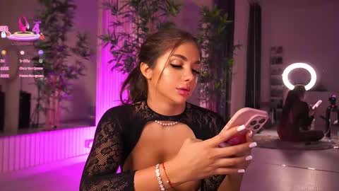 Vanessa Simon online show from 03/02/25, 09:21