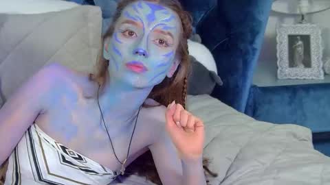 VanessaVienne online show from 04/21/26, 01:42