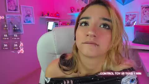 vanillafairy_ online show from 06/17/26, 08:32