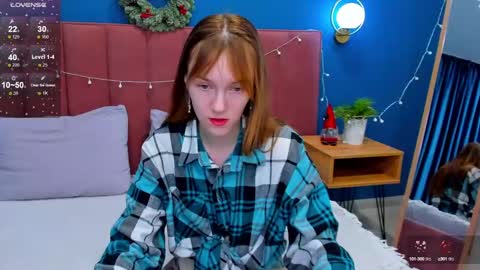 Snapshot of vanillakelly chatting on 12/30/24, 01:48 Sofia online show from 12/30/24, 01:48