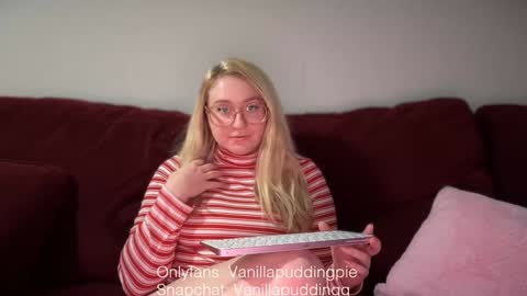 vanillapuddingpie online show from 12/09/24, 10:52