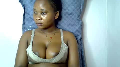 vanillavenus online show from 10/19/25, 11:22