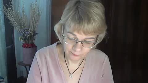 Snapshot of vanillaxcreamy chatting on 01/15/25, 10:27 Vanillaxcreamy online show from 01/15/25, 10:27