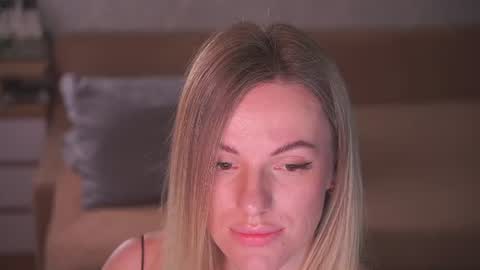 Sophie online show from 07/07/26, 10:03