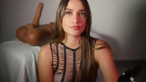 Vanilu online show from 10/16/25, 11:06