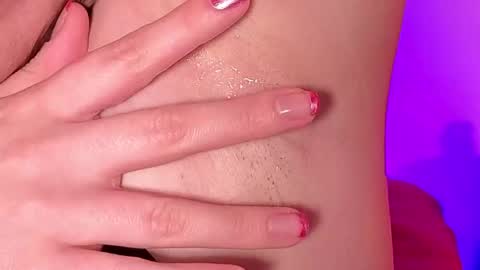 Elizabeth online show from 09/27/25, 12:15