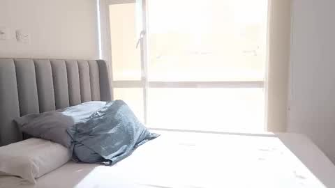 Elizabeth online show from 01/17/26, 08:01