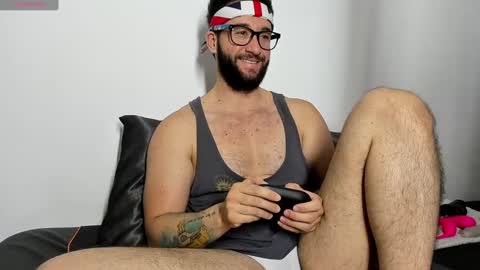 Snapshot of vann_helsing chatting on 03/03/25, 05:18 Van online show from 03/03/25, 05:18