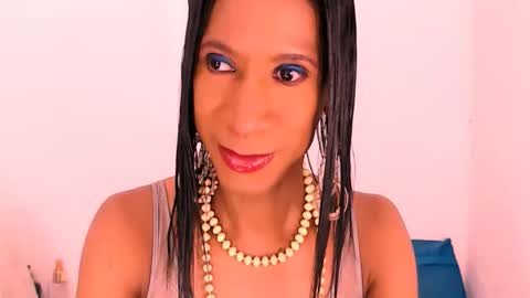 VANNESA online show from 02/06/26, 03:00