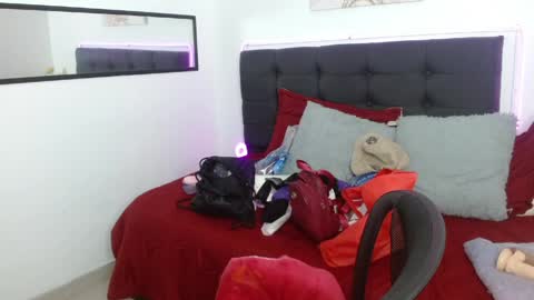 vane online show from 04/18/26, 06:23