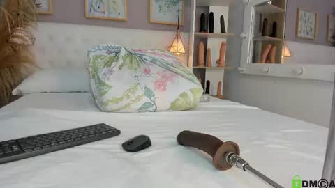 Snapshot of vannia_smith_ chatting on 06/30/26, 12:50 vannia smith online show from 06/30/26, 12:50