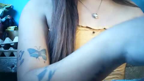 Snapshot of vannisa_xx chatting on 05/03/26, 02:50 vannisa xx online show from 05/03/26, 02:50