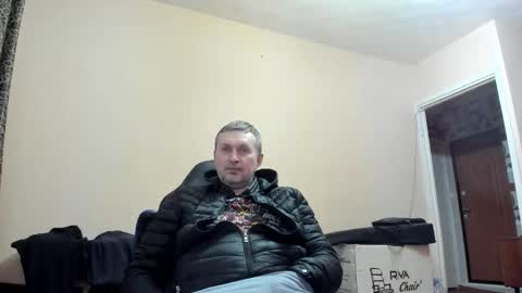 vano_822 online show from 10/14/25, 10:10