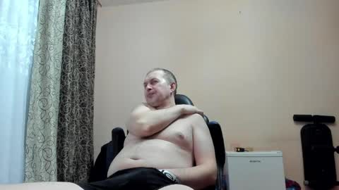 vano_822 online show from 05/01/26, 05:28