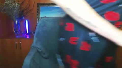 Vanessa online show from 02/13/26, 05:42