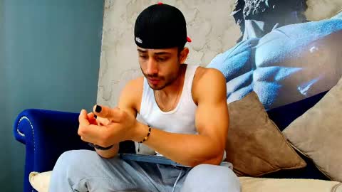 Vans Ross online show from 04/21/26, 01:50