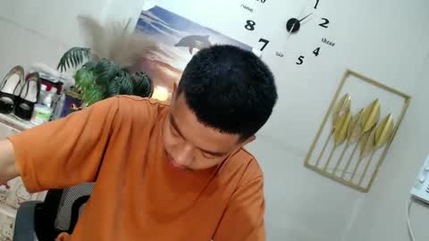 Snapshot of vanxxx2005 chatting on 02/12/25, 09:22 vanxxx2005 online show from 02/12/25, 09:22