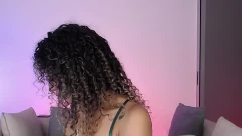 Snapshot of varenka_ivanova22 chatting on 05/10/26, 04:39 varenka_ivanova22 online show from 05/10/26, 04:39