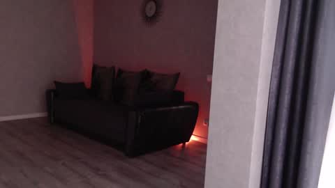 Varonica Caprii Online this week  Monday Tuesday Thursday Friday online show from 12/17/24, 08:01