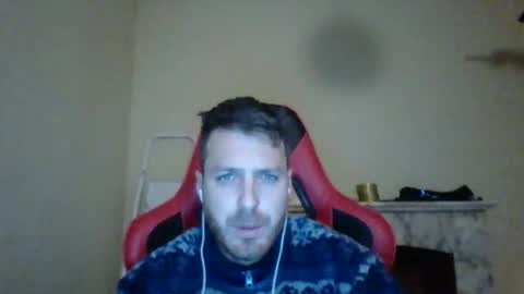 Snapshot of vascorro20 chatting on 01/01/25, 07:43 vascorro20 online show from 01/01/25, 07:43