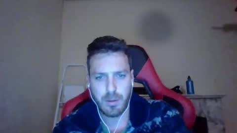 Snapshot of vascorro20 chatting on 01/06/25, 11:31 vascorro20 online show from 01/06/25, 11:31