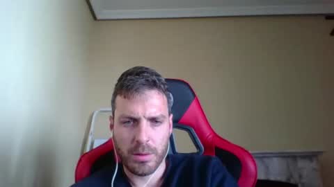 Snapshot of vascorro20 chatting on 02/15/25, 11:39 vascorro20 online show from 02/15/25, 11:39