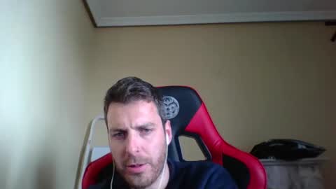 Snapshot of vascorro20 chatting on 03/05/25, 09:05 vascorro20 online show from 03/05/25, 09:05