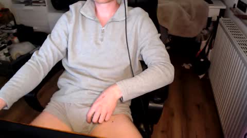 Snapshot of vaslo08 chatting on 05/26/26, 02:57 Vaslo online show from 05/26/26, 02:57