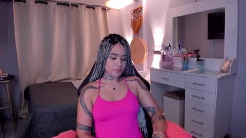 Vayolett Bass online show from 01/06/26, 07:23