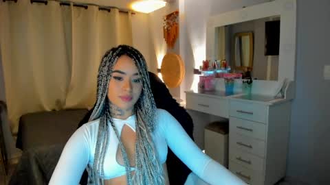 Vayolett Bass online show from 04/29/26, 05:00