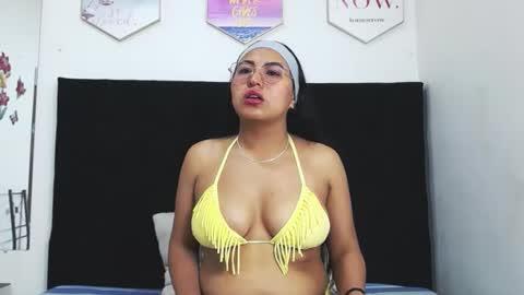 vcoralper online show from 12/01/25, 12:10