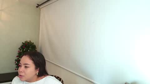 Victoria online show from 11/29/25, 10:40