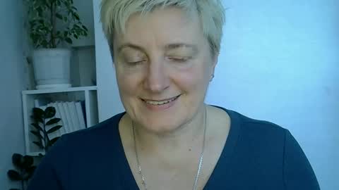 vea_motty online show from 04/01/26, 02:25