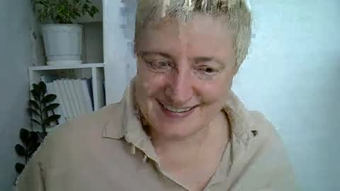 Snapshot of vea_motty chatting on 06/04/26, 06:08 vea_motty online show from 06/04/26, 06:08