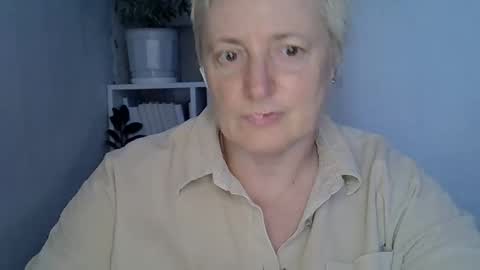 Snapshot of vea_motty chatting on 06/04/26, 06:25 vea_motty online show from 06/04/26, 06:25