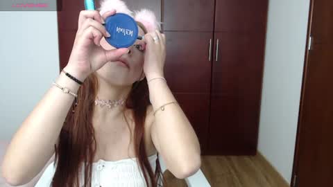 Snapshot of vecandy chatting on 07/18/26, 10:35 Candy online show from 07/18/26, 10:35