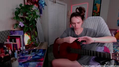 Violet Weatherbee online show from 01/28/25, 01:39