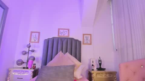   online show from 09/24/25, 11:46