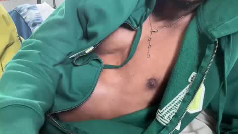 vegasaibot2 online show from 10/15/25, 04:07