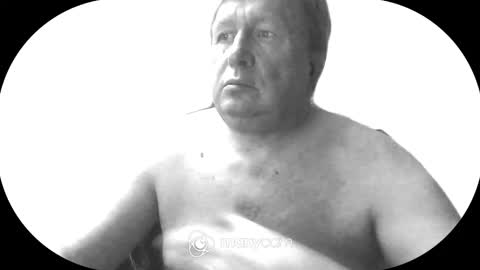 Snapshot of vejun2025 chatting on 12/17/25, 06:52 vejun2025 online show from 12/17/25, 06:52