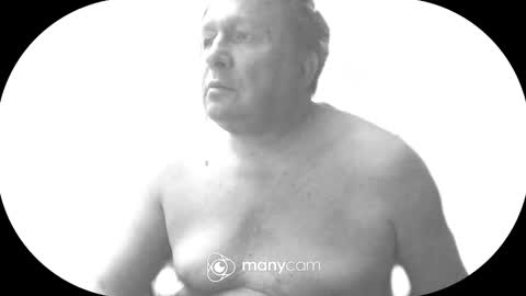 Snapshot of vejun2025 chatting on 12/23/25, 09:18 vejun2025 online show from 12/23/25, 09:18