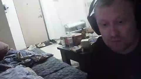 Snapshot of velikiibelyi17 chatting on 02/22/26, 09:24 Deniel online show from 02/22/26, 09:24